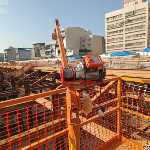 TIG 啟思工業 吊車/直流捲揚機/ 直流吊架/車用吊架,吊車 絞盤/鋼索式/電動絞盤/線控式