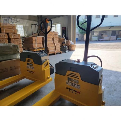 3000KG半自動拖板車