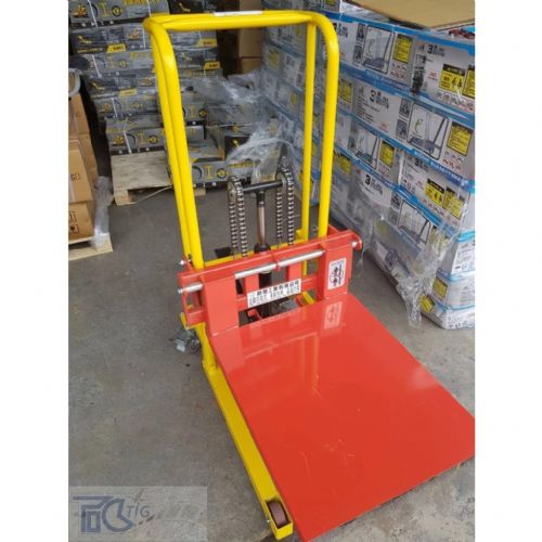 TIG啟思工業 200KG/2000KG油壓堆高機