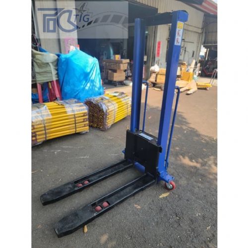 1000KG電動堆高機