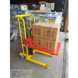 TIG啟思工業 200KG/2000KG油壓堆高機