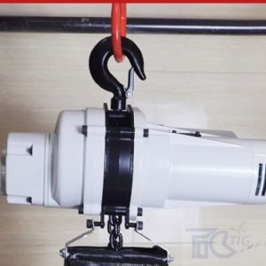 TIG 啟思工業 :鏈條吊車/500 1000kg吊車/模具吊車/小金剛/ 吊車/電動吊車/單相220V 110V 電壓